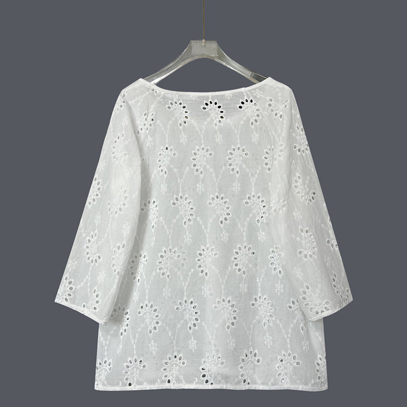 Women's Retro Lace Cotton And Linen Mid-length Sleeves V-neck Top