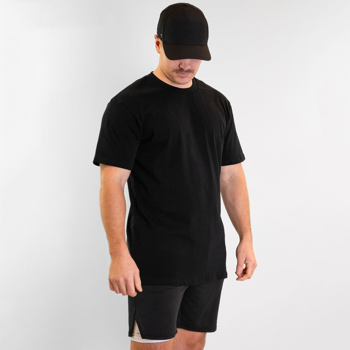 Joshua 1:9 Lion Oversized T-shirt