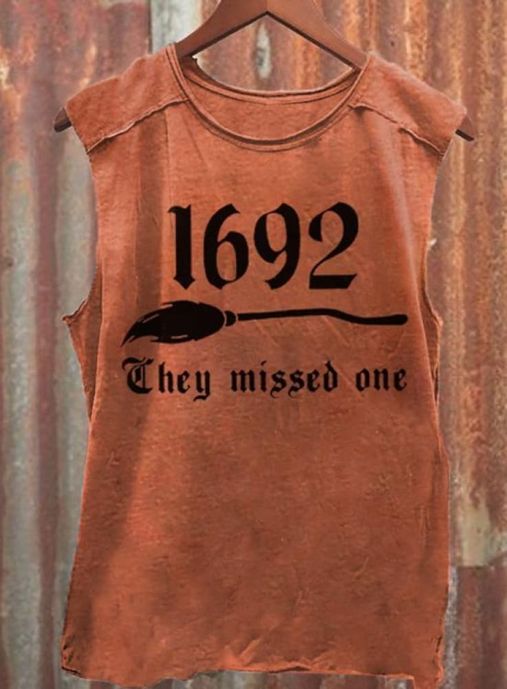 1692 They Missed One Salem Witch Unisex Classic Tank Top